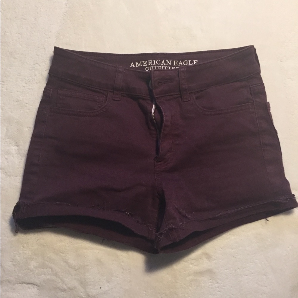 SUPER CUTE American Eagle Super Stretch Shorts